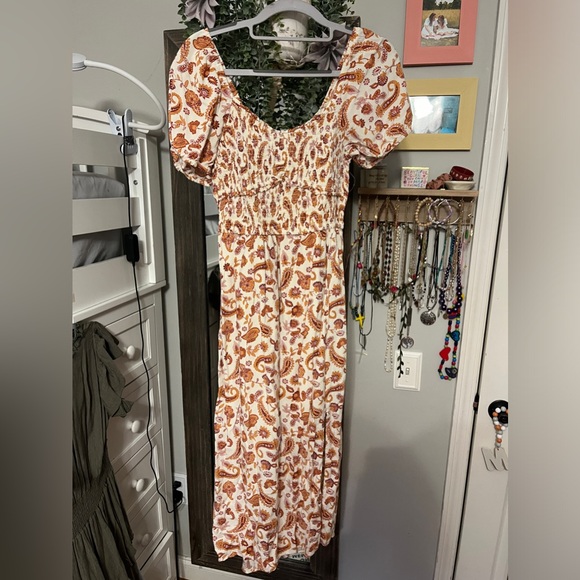 Hollister size medium midi orange patterned dress - Picture 1 of 3